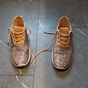 🌹 Rose Gold sneakers